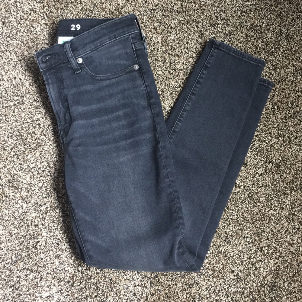 *2/$90, 3/$80 4/$70* J. Crew 9” Toothpick Jean, NWOT